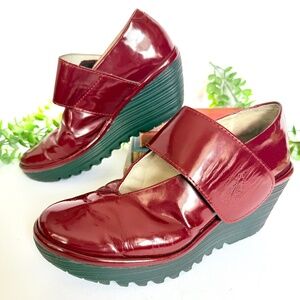 Fly London Yasi Burgundy Patent Leather Mary Jane Platform Wedge Shoes Size 38